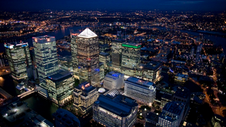 Spectacular Night Photography of London Causes Awe, Vertigo